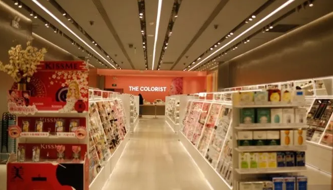 購(gòu)物中心化妝品陣營(yíng)最新調(diào)查 購(gòu)物中心化妝品陣營(yíng)最新調(diào)查